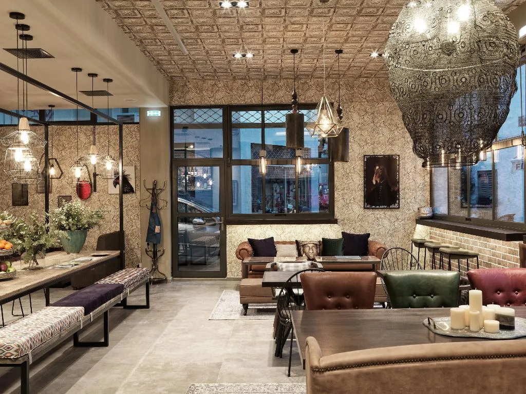 Lobby, 18 Micon Street, Athens