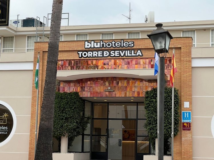 Hospedium Hotel Blu Torre De Sevilla, Seville