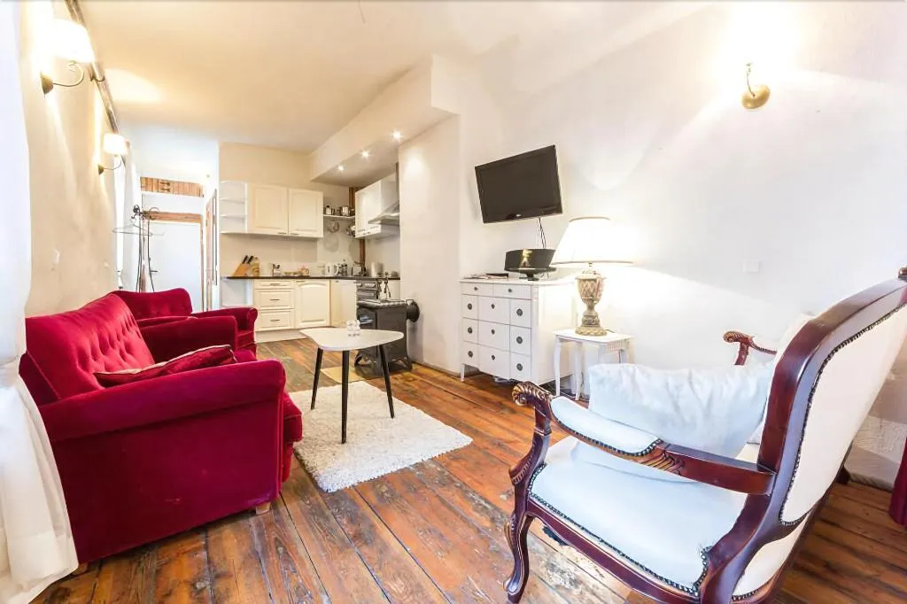 Room, Tallinn Apartments & Rooms - Old Town, Tallinn
