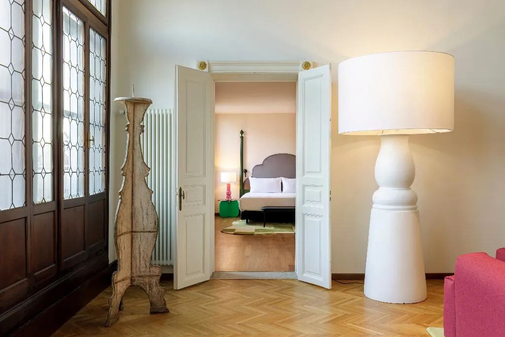 APARTMENT CLASSIC Room, Palazzo Dei Fiori By Room Mate, Venice