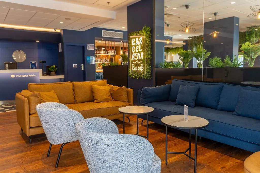 Lobby, Travelodge Barcelona Poblenou, Barcelona