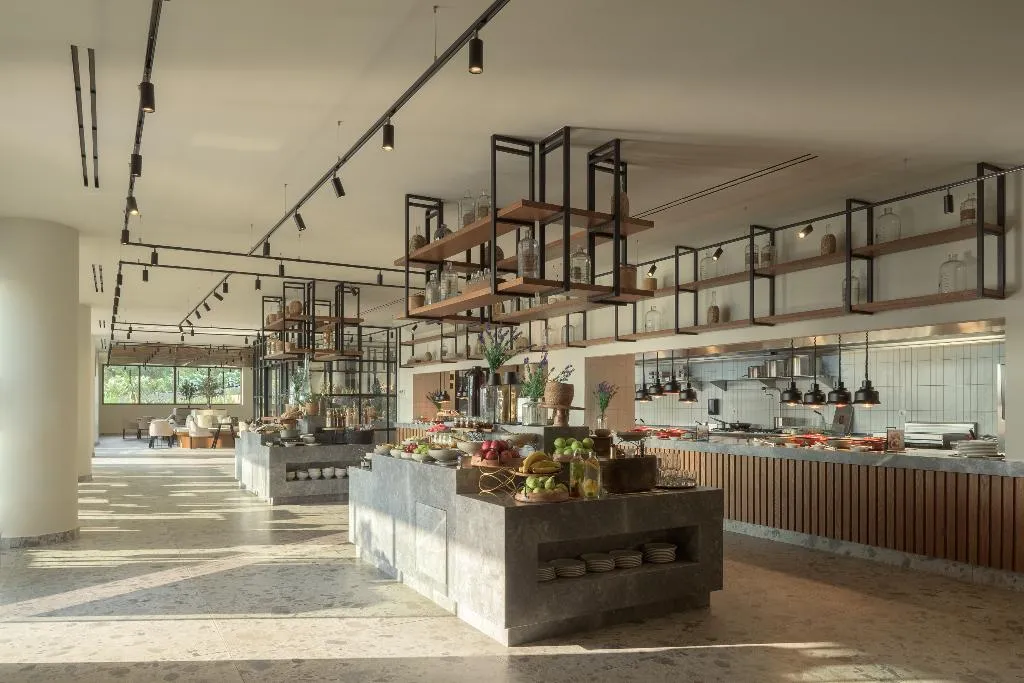 Restaurant, King Jason Zante – Designed For Adults, Zante