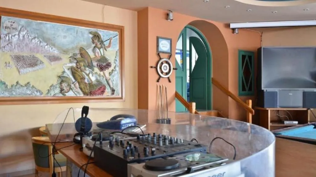 Sports and Entertainment, Argo Studios, Crete