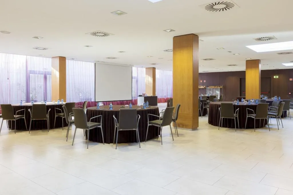 Conferences, AC Gava Mar, Barcelona
