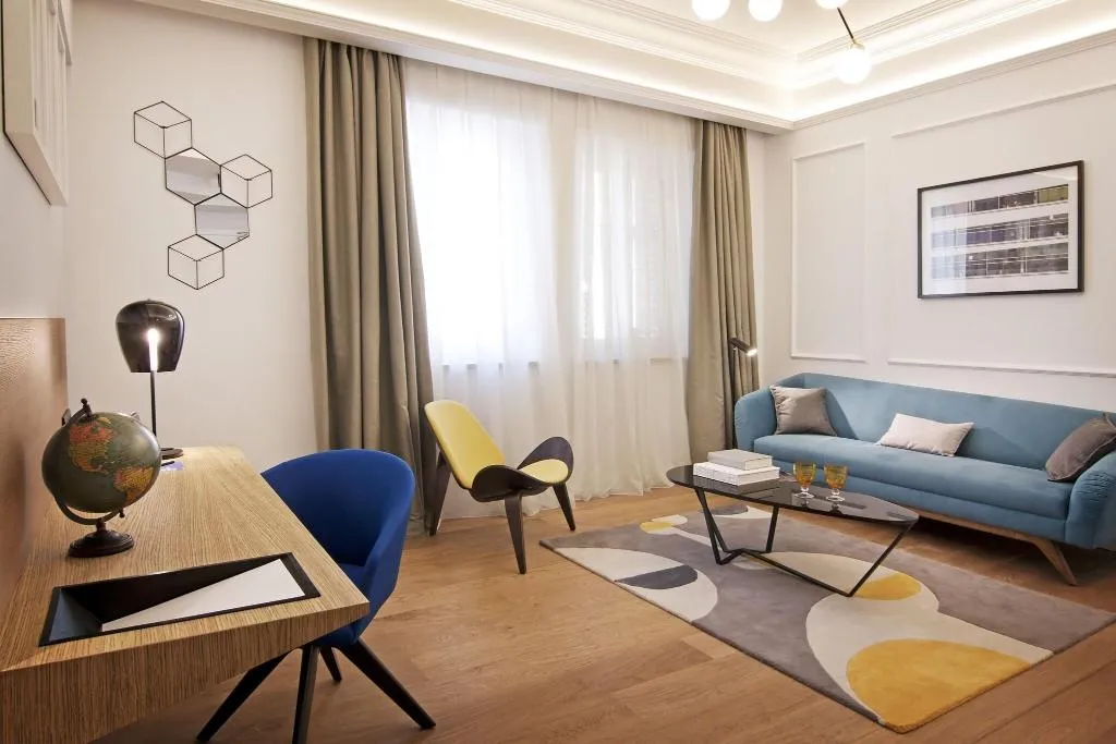 JUNIOR SUITE TWO BEDS Room, One Shot Palacio Reina Victoria 04, Valencia