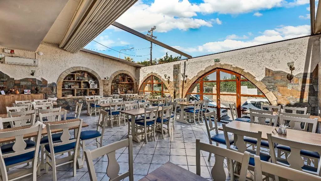 Restaurant, Evina Rooms and Suites, Crete