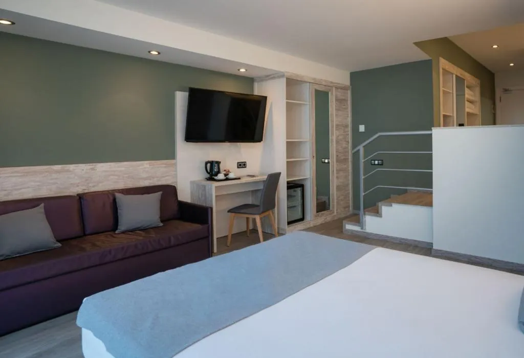 FAMILY ROOM STANDARD Room, Medplaya Bali, Costa Del Sol
