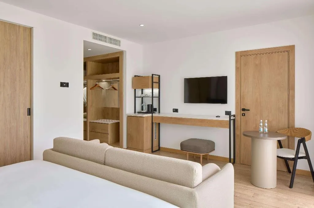Double or Twin DELUXE GARDEN VIEW Room, Melia Durres Albania, Durres