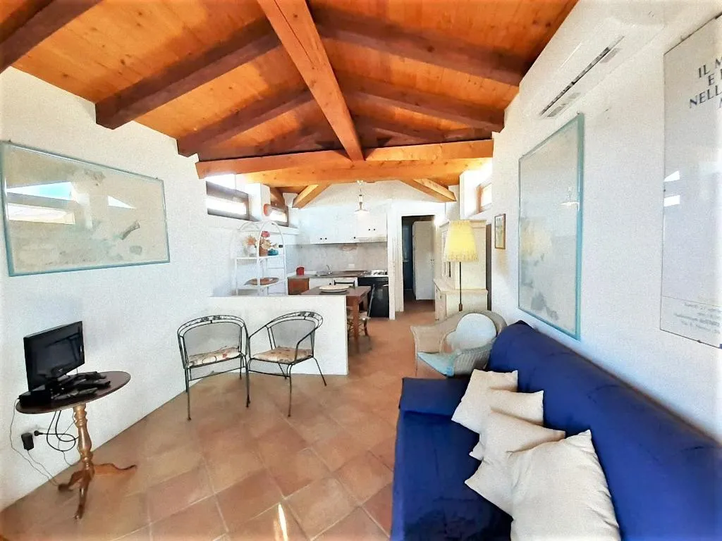 APARTMENT CAPACITY 4 Room, Terza Spiaggia and la Filasca, Olbia