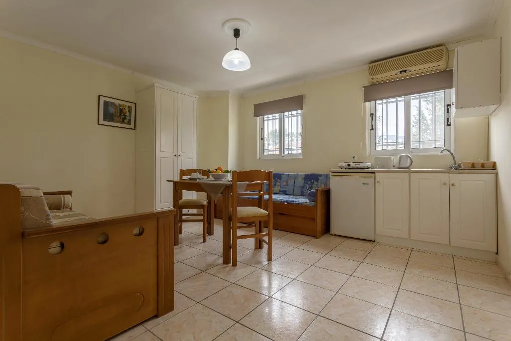 APARTMENT CAPACITY 5 TWO BEDROOMS Room, Laganas Holidays Hotel, Zante