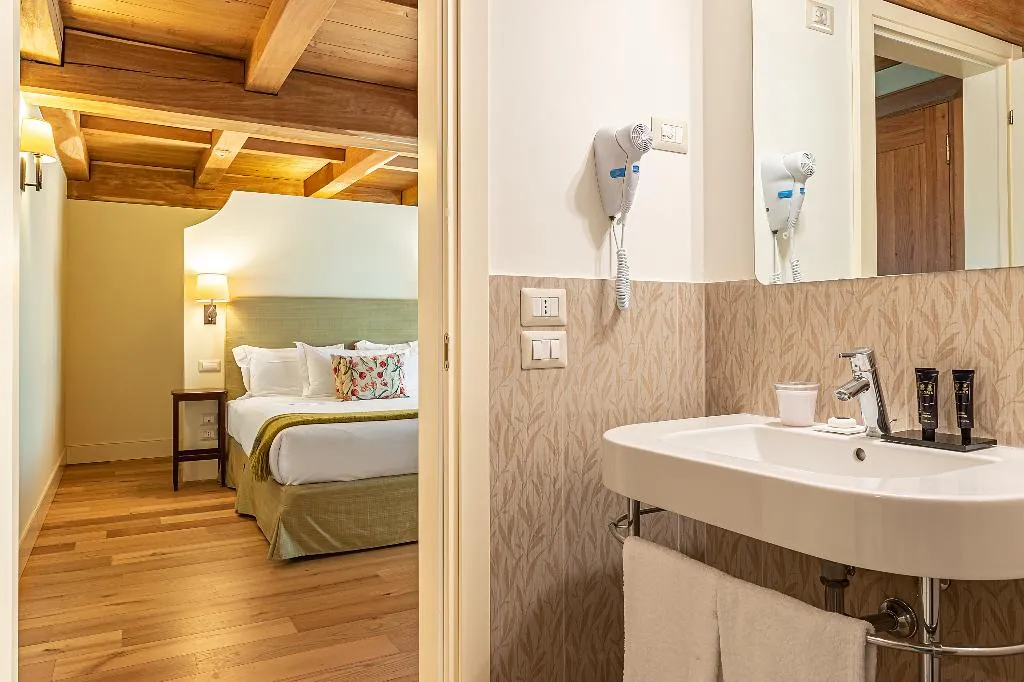 DOUBLE SUPERIOR Room, Fiori e Frutti Agriresort, Venice
