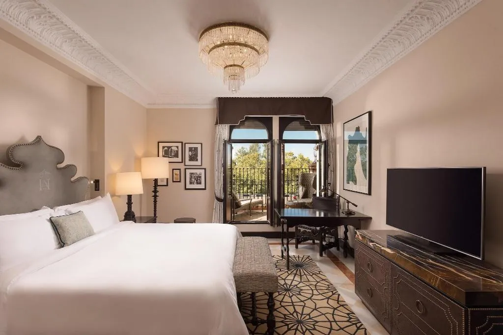 Room, Alfonso XIII, Seville