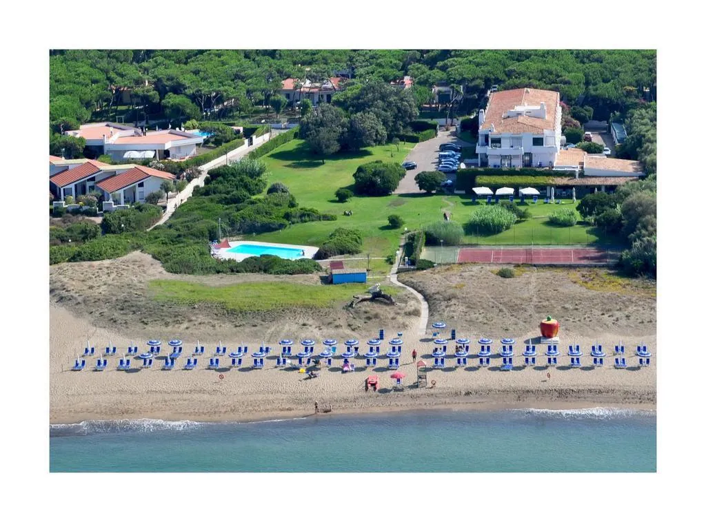 Beach, Hotel Della Baia, Naples