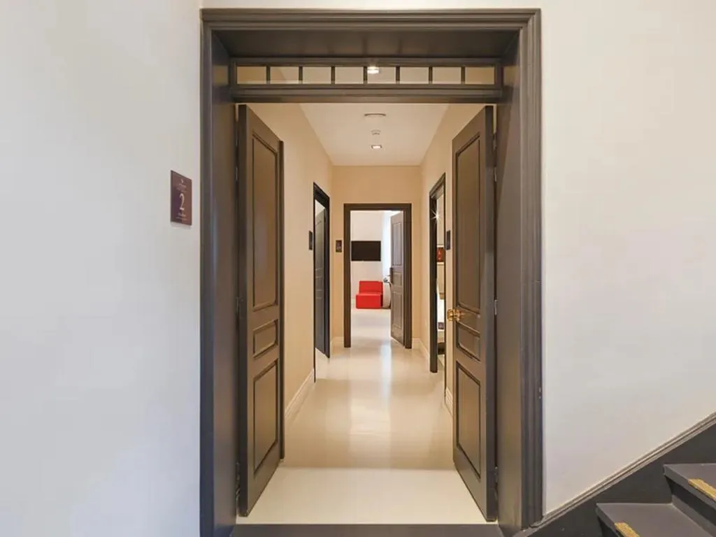 TRIPLE CAPACITY 3 ONE BEDROOM Room, Vrachos Athens Suites, Athens