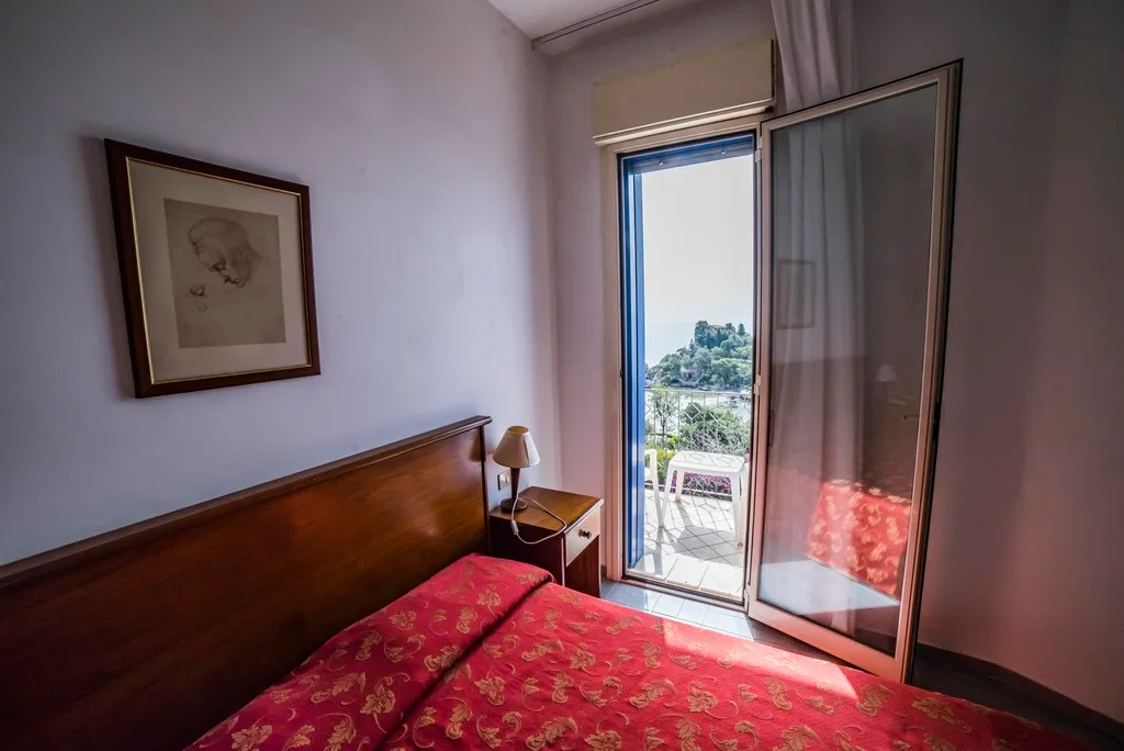 Double or Twin SEA VIEW Room, Hotel Isola Bella, Taormina