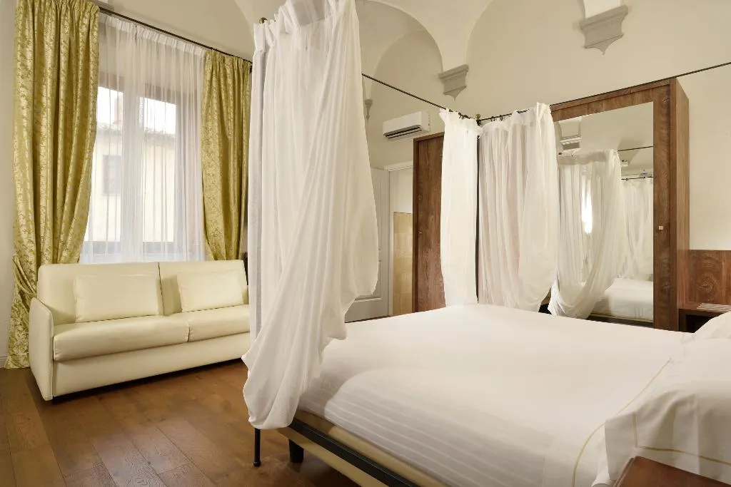 DOUBLE SUPERIOR Room, Villa Sabolini, Florence