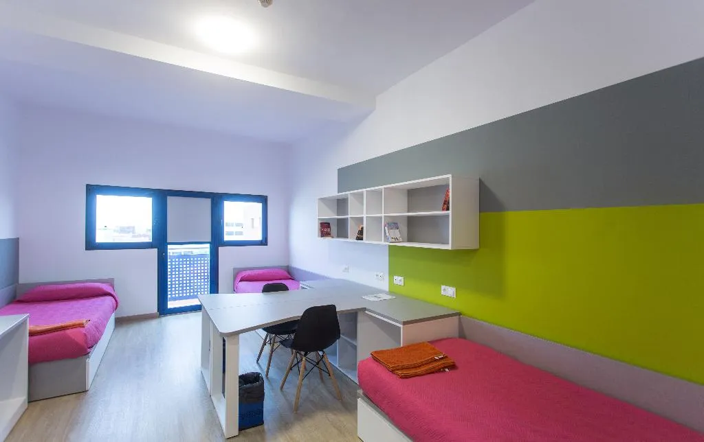 Room, Albergue Juvenil Colegio Mayor Galileo Galilei, Valencia