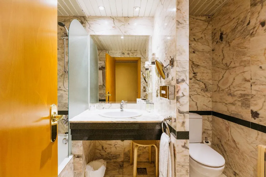 DOUBLE ECONOMY Room, Alda Río Tormes, Madrid