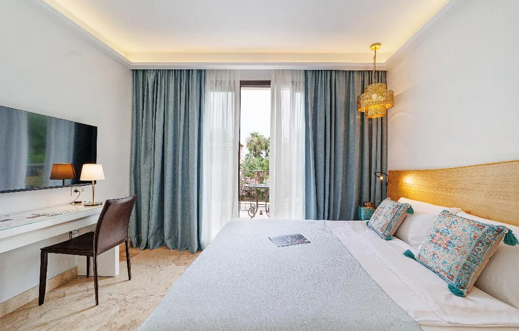 DOUBLE DELUXE Room, Sierra Blanca Resort Art Of Healing, Costa Del Sol