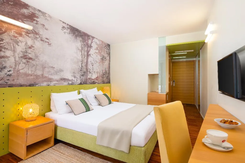 Double or Twin SUPERIOR GARDEN VIEW Room, Aminess Vival Velaris Resort, Split
