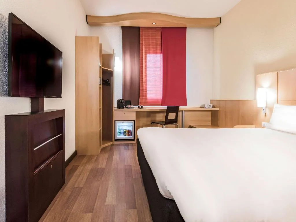 DOUBLE PREMIUM Room, ibis Milano Malpensa Aeroporto, Milan