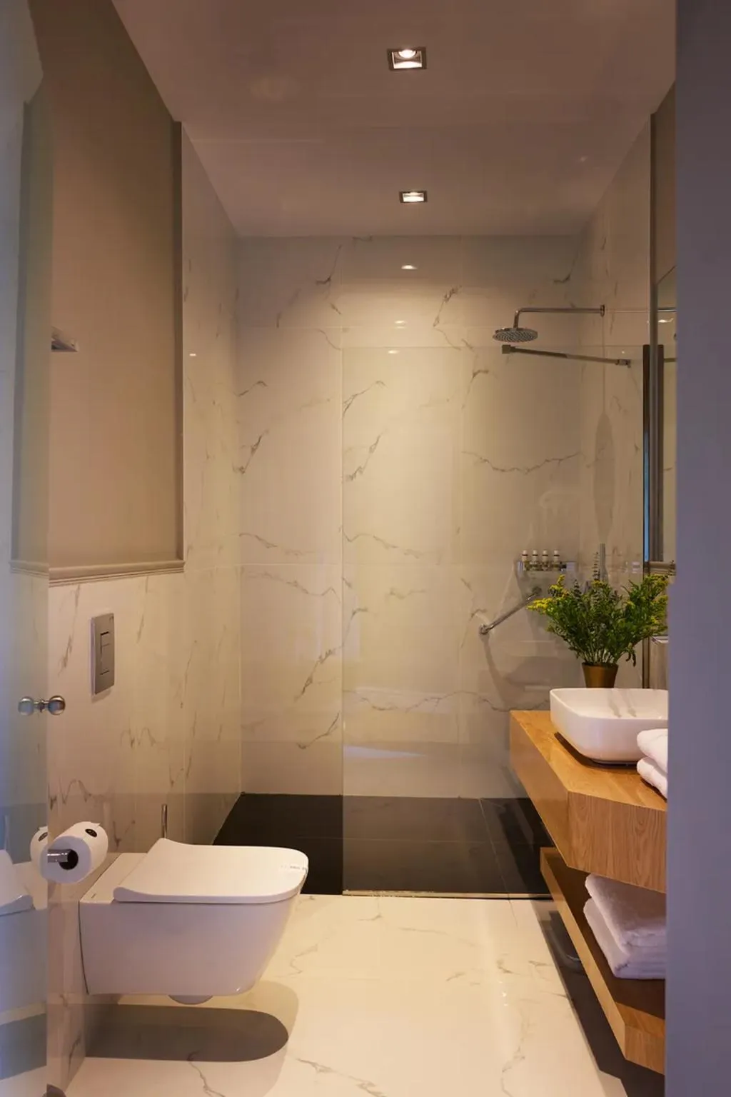 TRIPLE CAPACITY 3 ONE BEDROOM Room, Vrachos Athens Suites, Athens