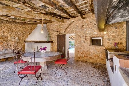 Sinfony, Majorca