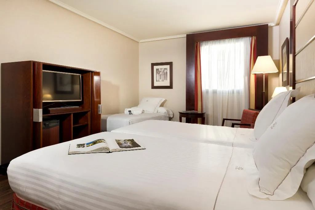 TWIN CAPACITY 3 Room, Sevilla Center, Seville
