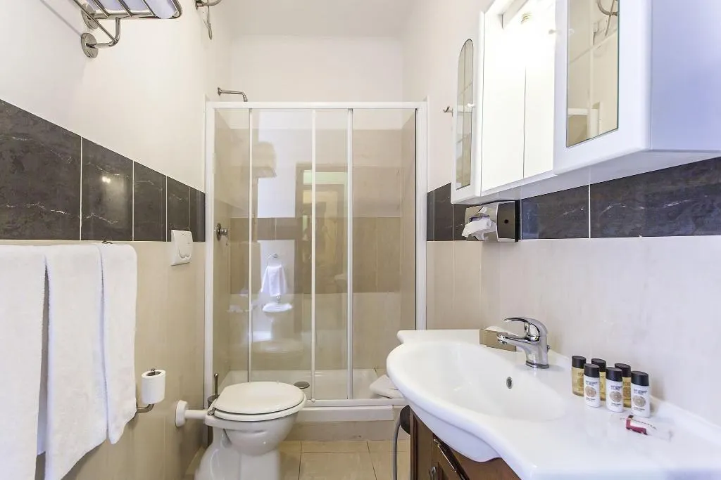 Room, Hotel Regina Giovanna, Rome