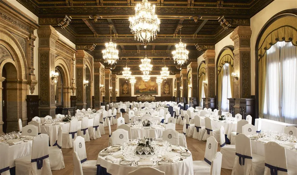 General view, Alfonso XIII, Seville