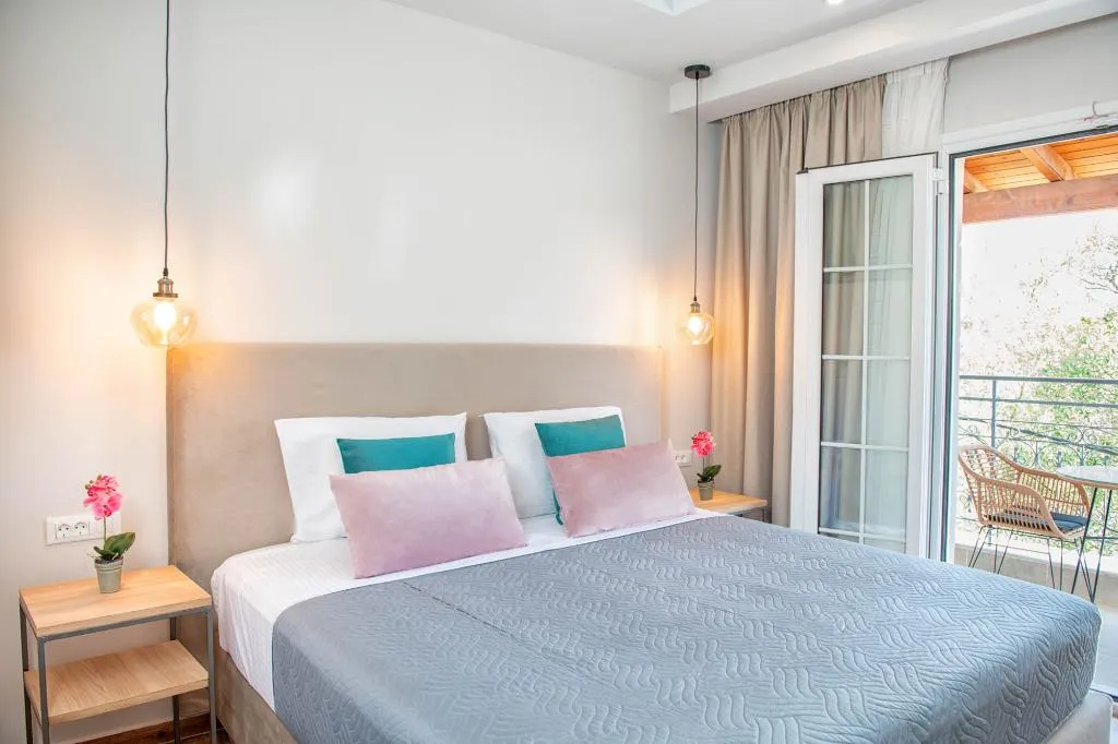 Double or Twin SUPERIOR KING BED Room, Korina Apart Hotel, Corfu