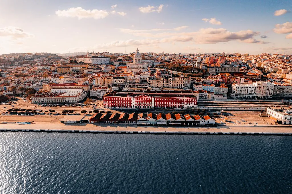 General view, The Editory Riverside Santa Apolonia Hotel, Lisbon