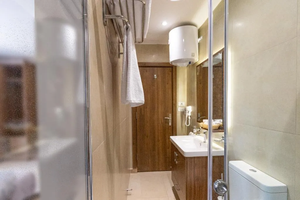 JUNIOR SUITE CAPACITY 2 Room, Nozol Pyramids Hotel & SPA, Cairo