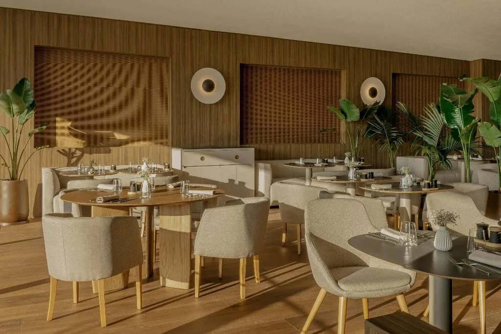 Restaurant, Torre Melina Gran Melia, Barcelona