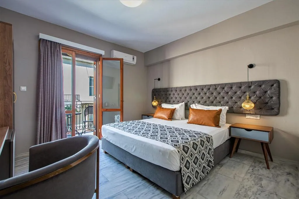 Room, Minaret Suites & Apartments, Crete