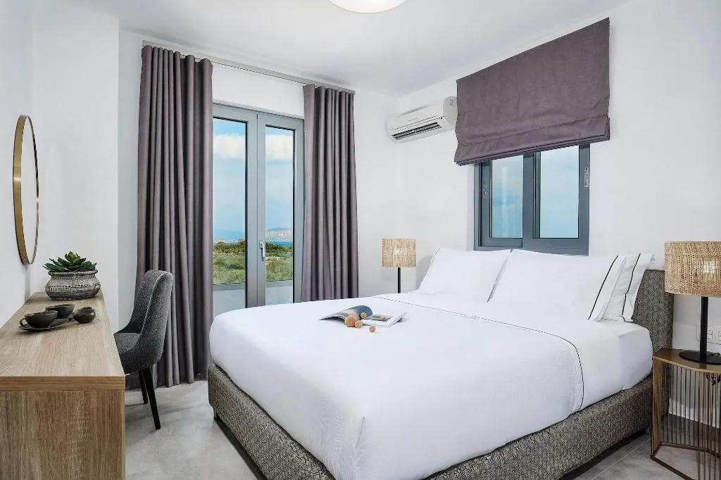 Room, Quattro Suites, Kalamata