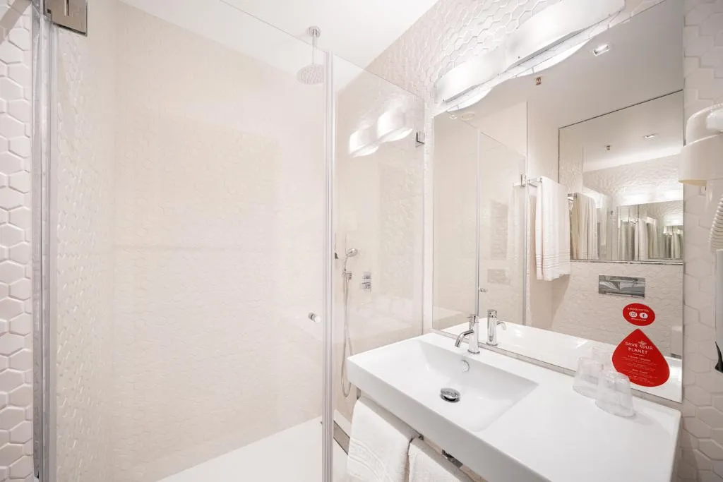 TWIN STANDARD Room, Moov Hotel Oeiras, Lisbon