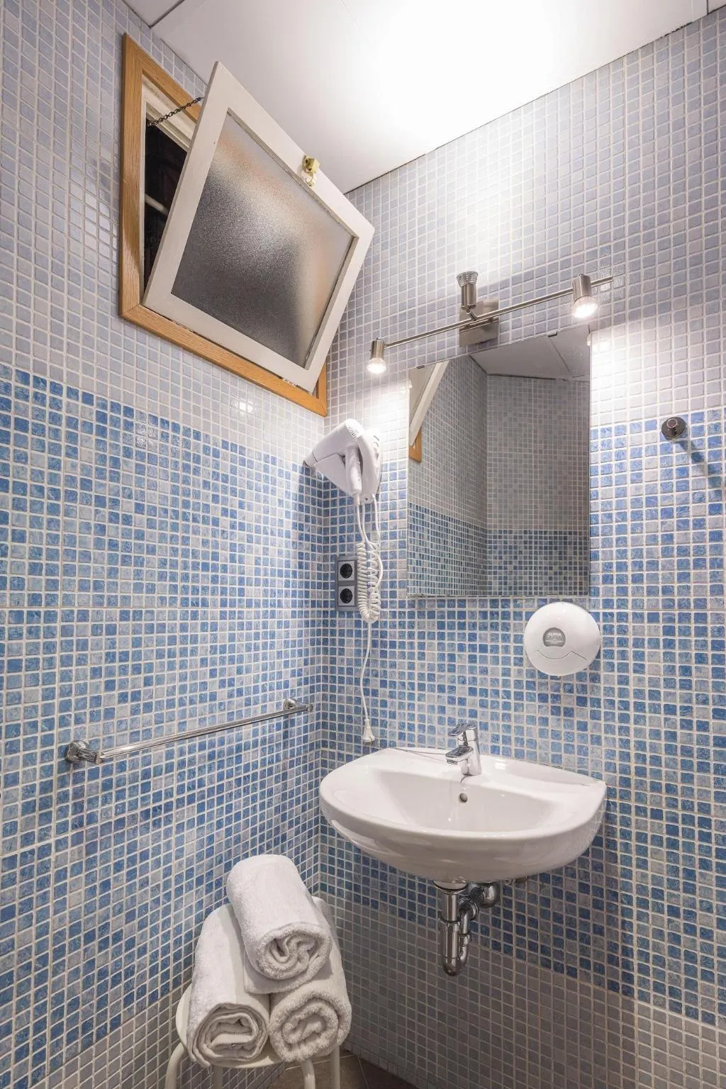 Room, Erba By Pillow, Costa Brava