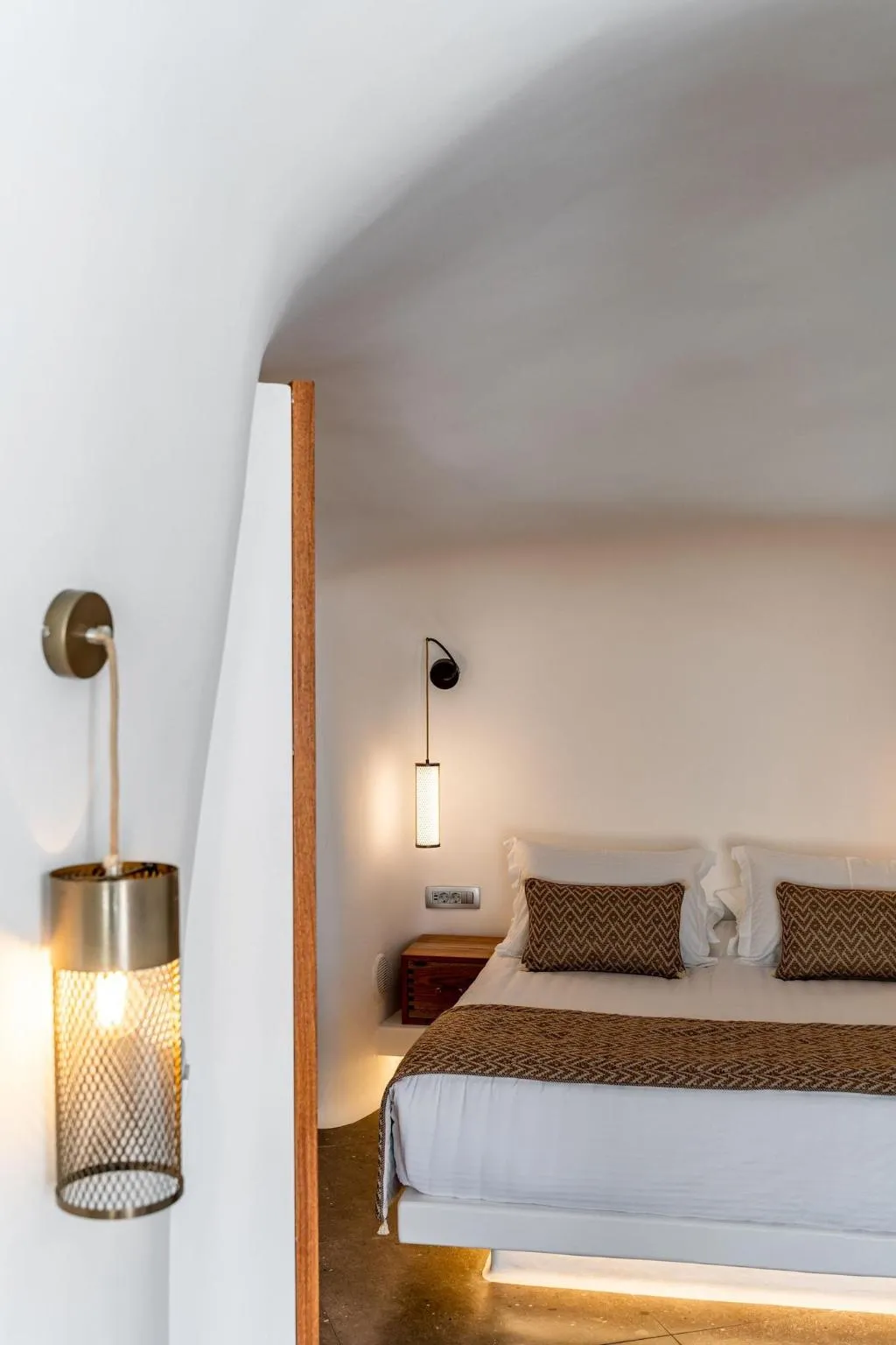 Room, Victoria Caves, Santorini
