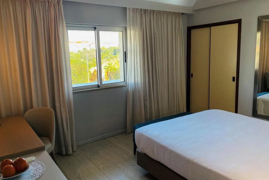Room, Alisios, Algarve