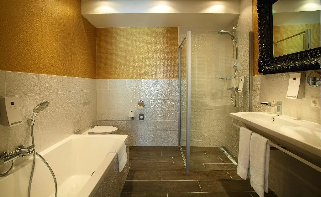 TRIPLE STANDARD Room, Sebastians, Amsterdam