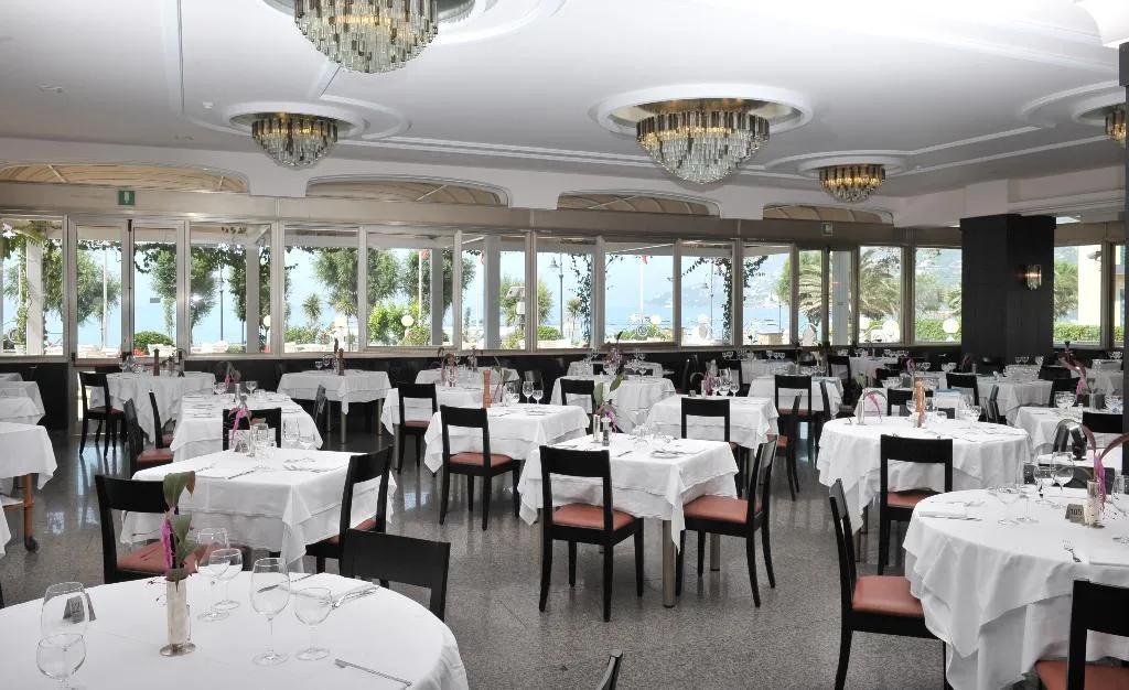 Restaurant, Pietra Di Luna, Naples