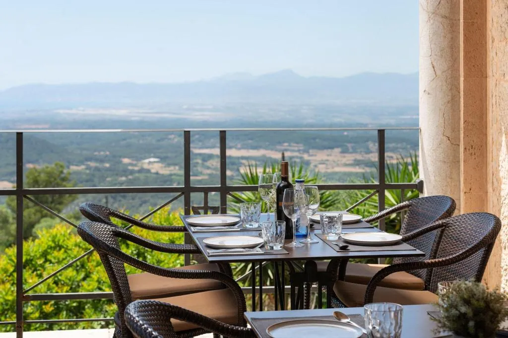 Restaurant, Santuari de Cura, Majorca