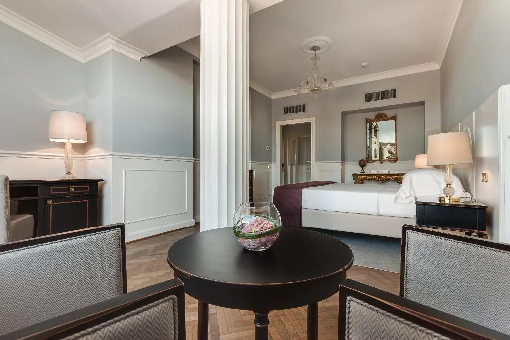 DOUBLE DELUXE Room, Plaza Lucchesi, Florence