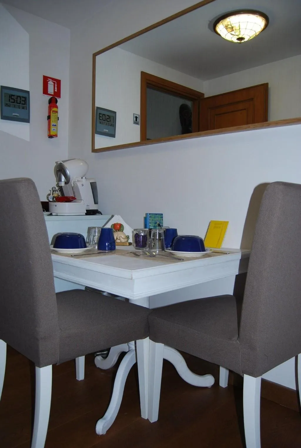 Room, Pettinary Village, Rome