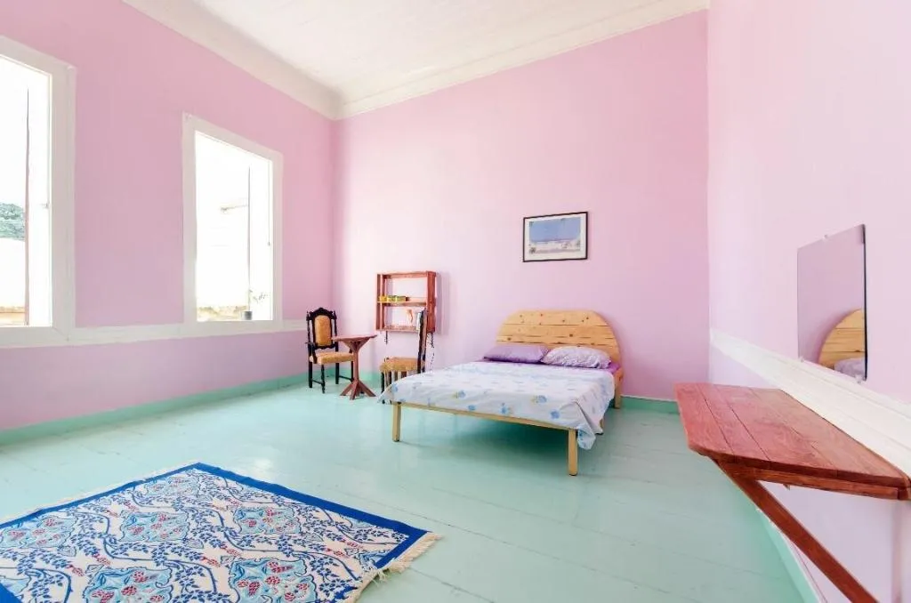 Room, Lotus Garden Hostel, Izmir
