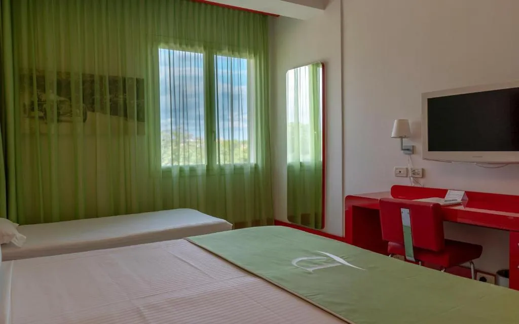FAMILY ROOM CLASSIC Room, Hotel Domina Zagarella - Sicily, Palermo