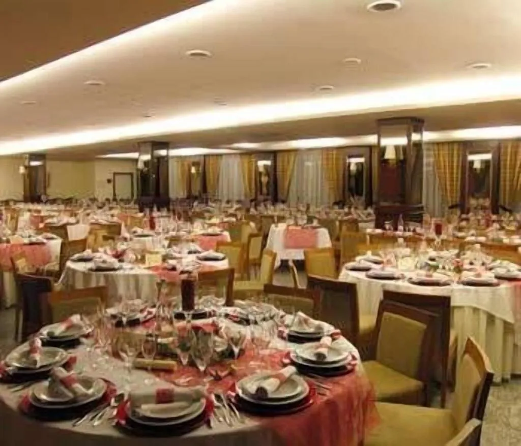 Restaurant, Palace Hotel & Spa Termas de São Vicente, Porto