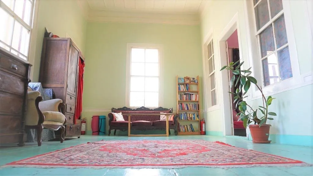 Room, Lotus Garden Hostel, Izmir