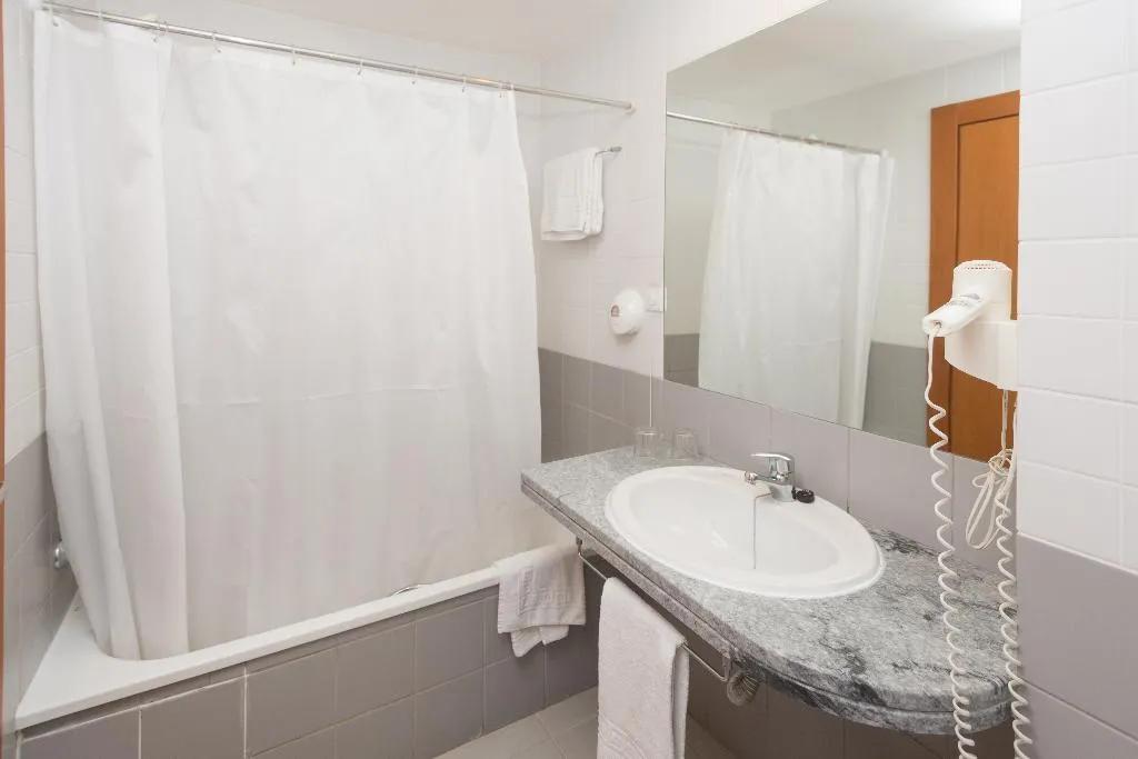 STUDIO STANDARD Room, Amazonia Palmela, Lisbon